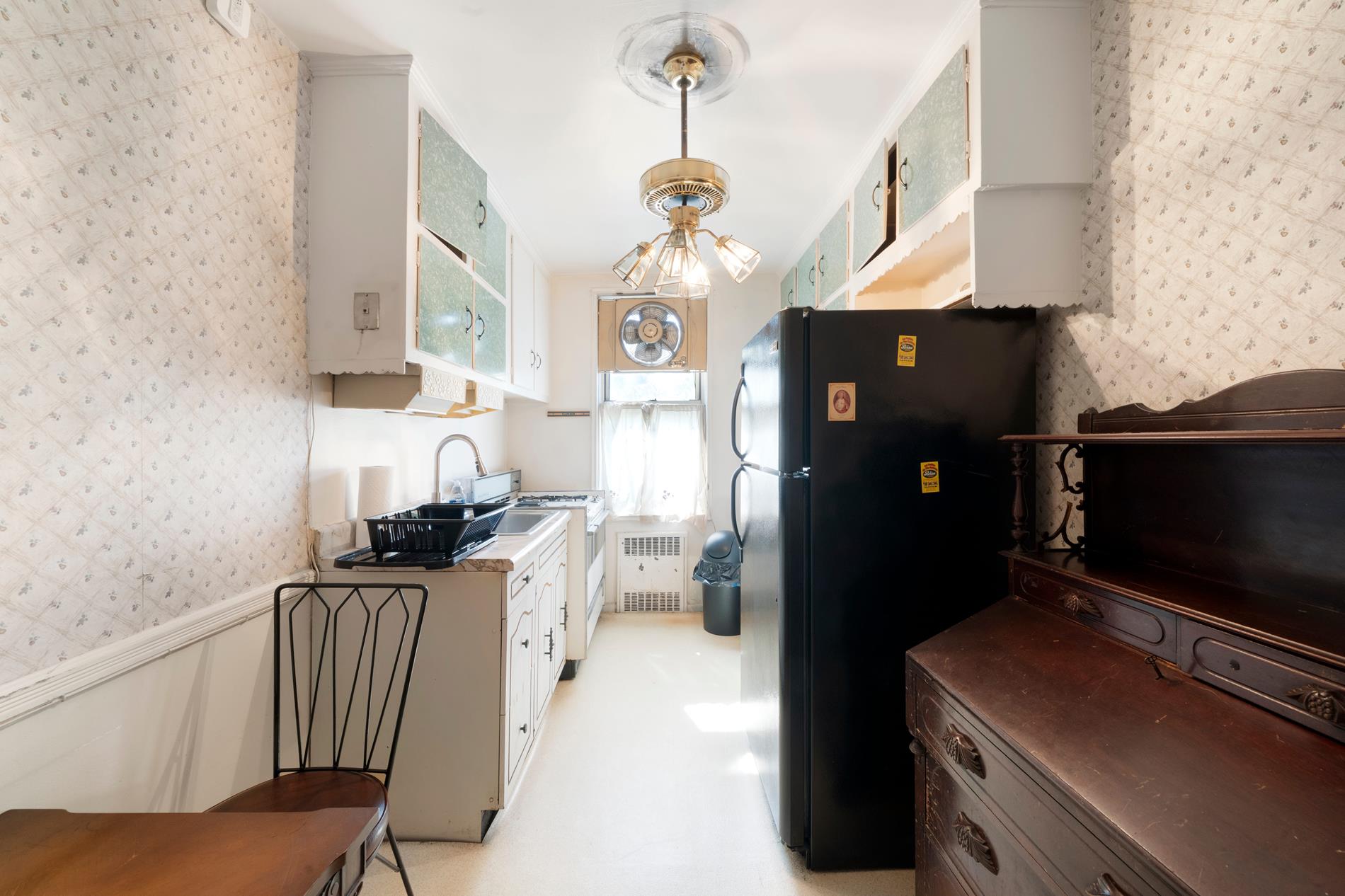 221 McDonald Avenue 4-N Windsor Terrace Brooklyn NY 11218