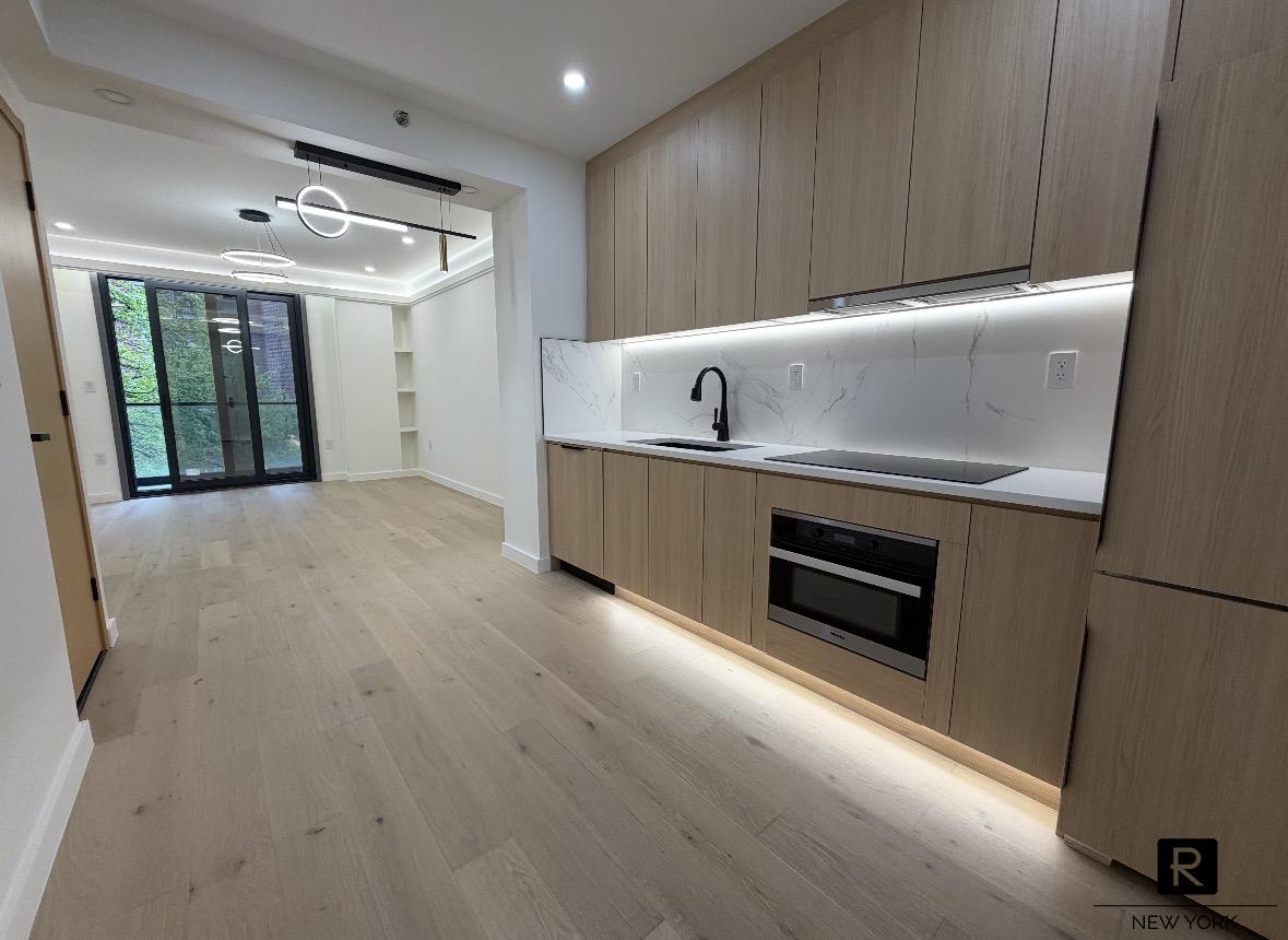 168 East 111th Street East Harlem New York NY 10029