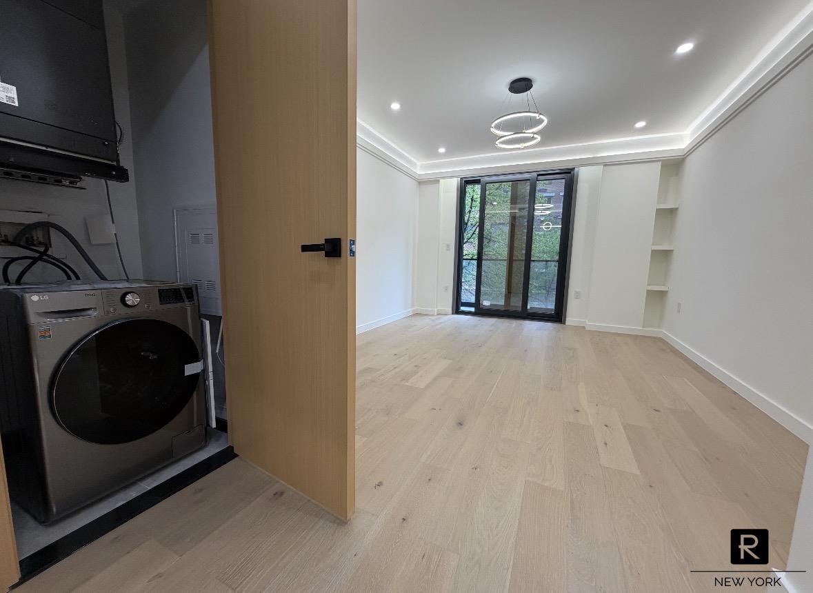 168 East 111th Street East Harlem New York NY 10029