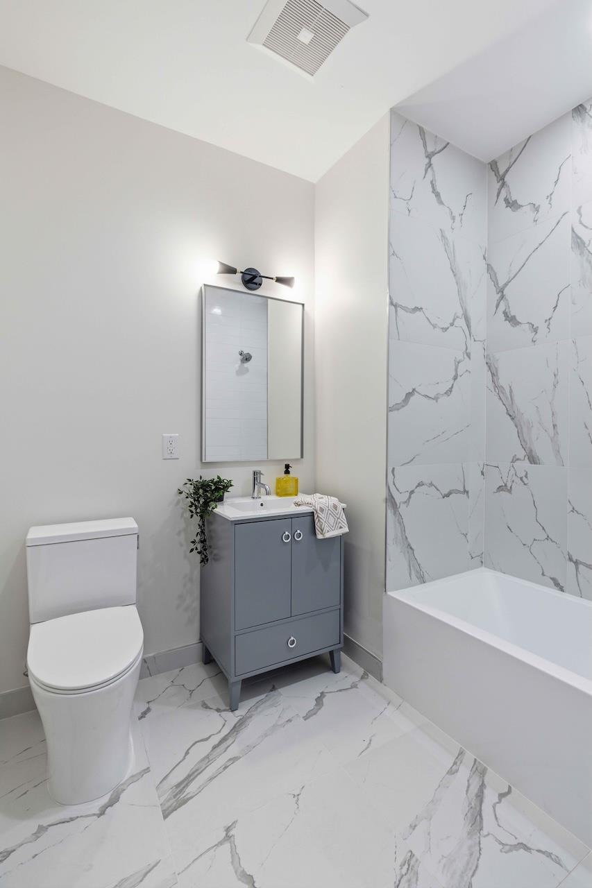 1 Mallory Avenue 404 Jersey City Jersey City NJ 07305