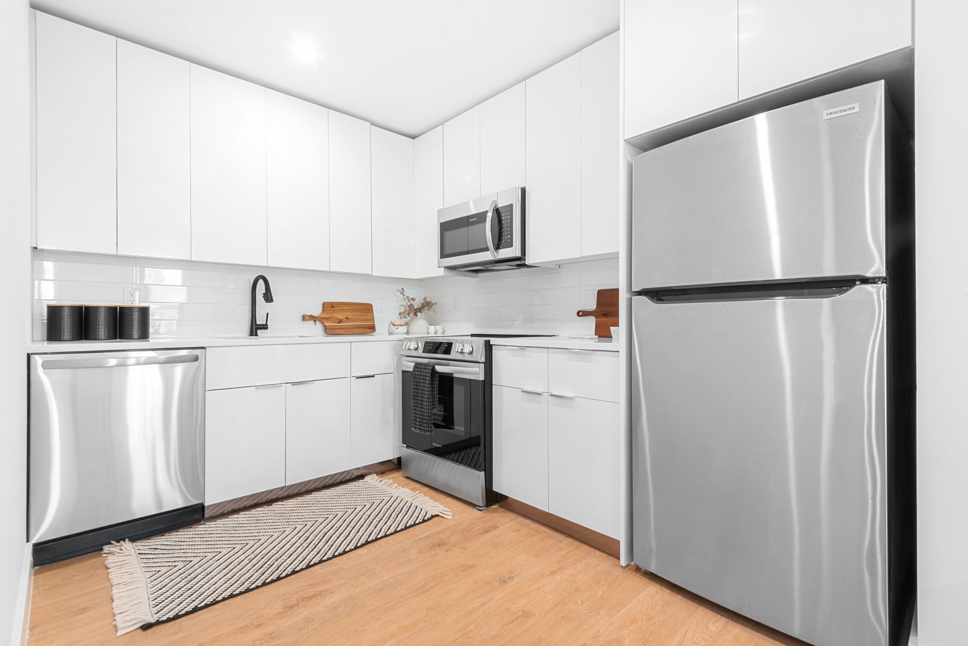 669 Bergen Avenue 586 Jersey City Jersey City NJ 07304