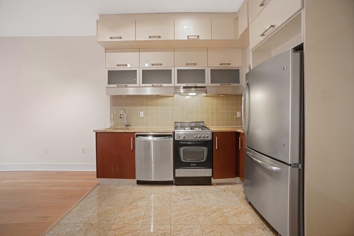 41-26 27th Street 9-C Long Island City Queens NY 11101