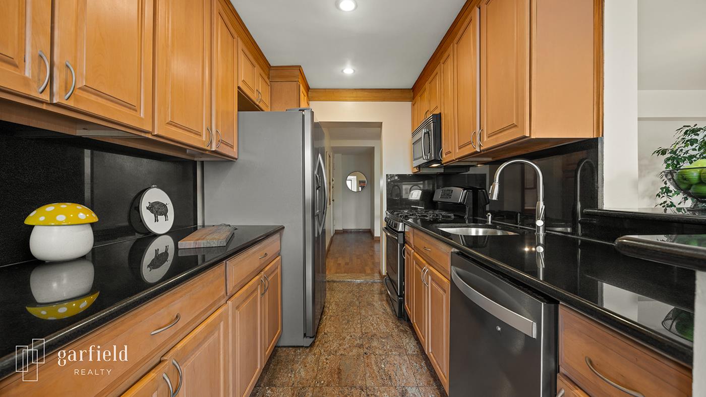 185 Prospect Park Southwest 306-307 Windsor Terrace Brooklyn NY 11218