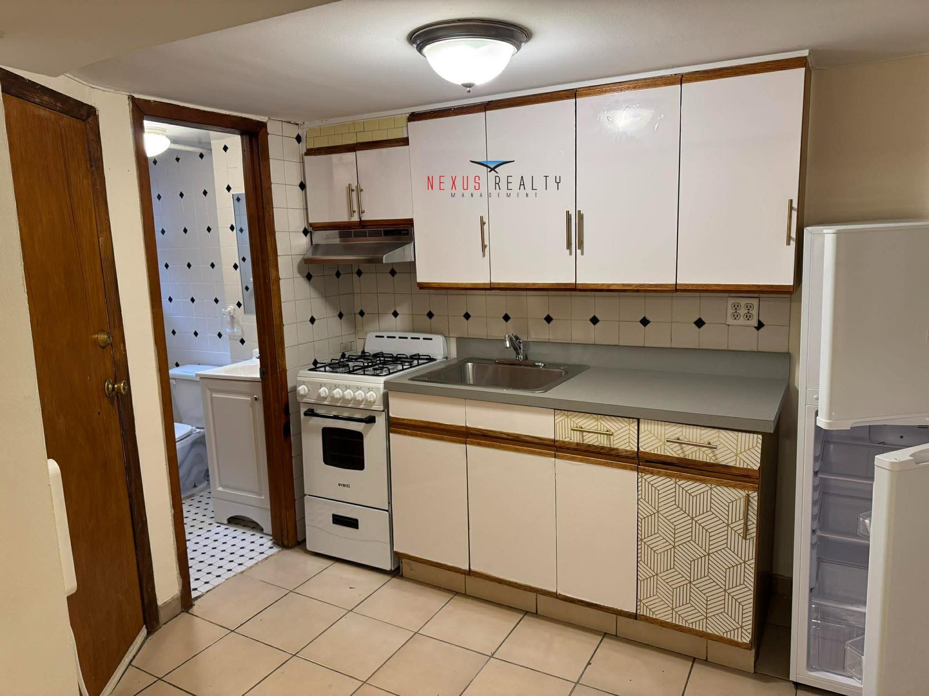 22-28 27th Street BSMT Steinway-Ditmars Queens NY 11105