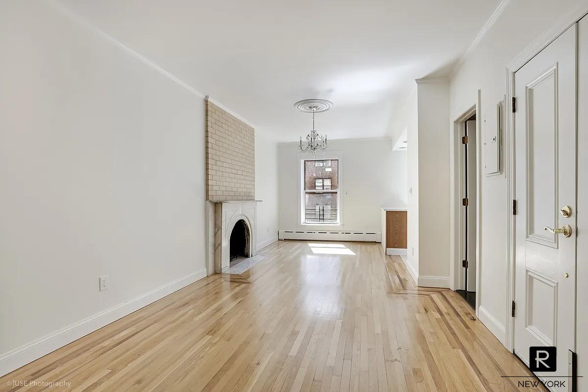 220 East 30th Street Kips Bay New York NY 10016