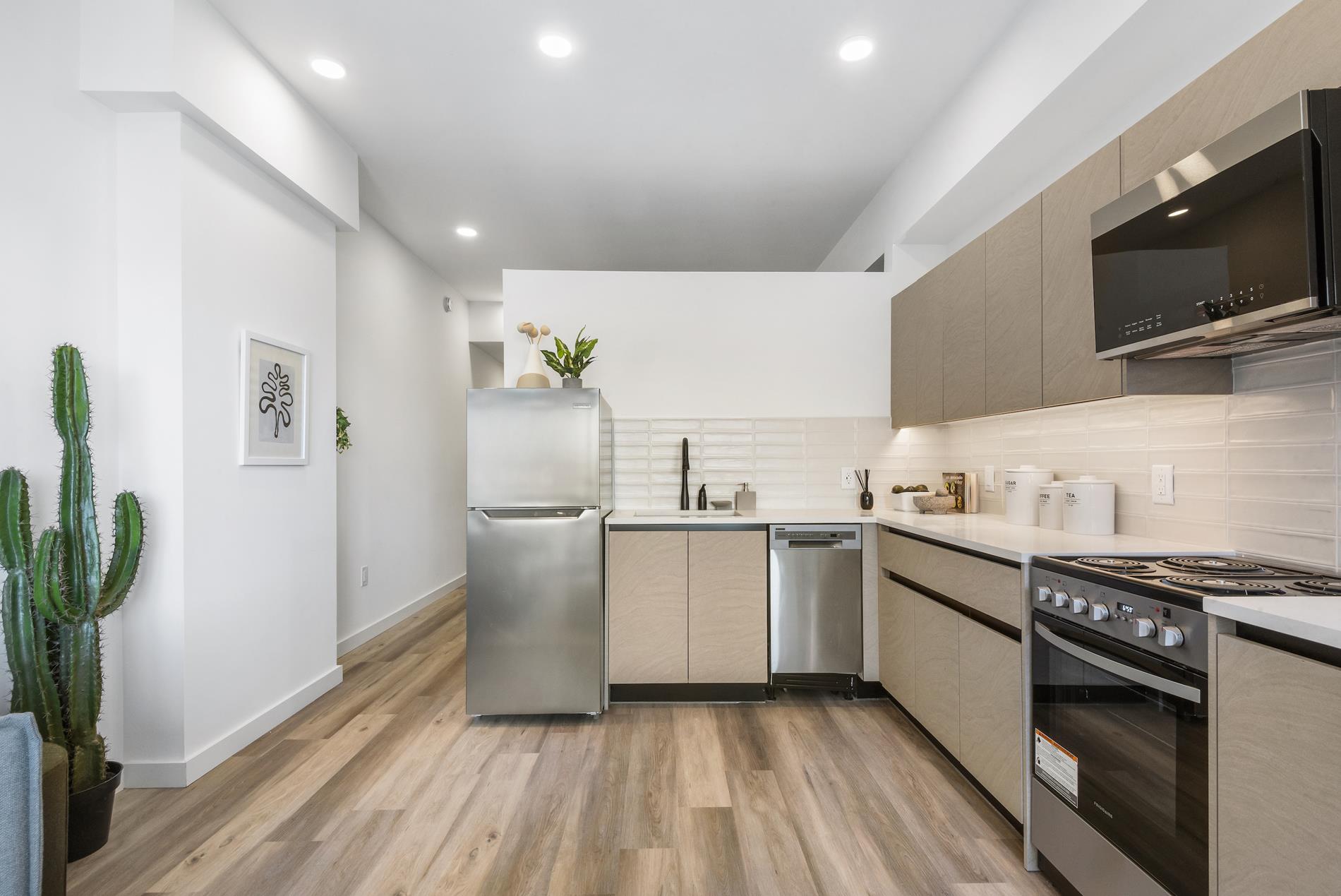 55 Jordan Avenue 2191 Jersey City Jersey City NJ 07306
