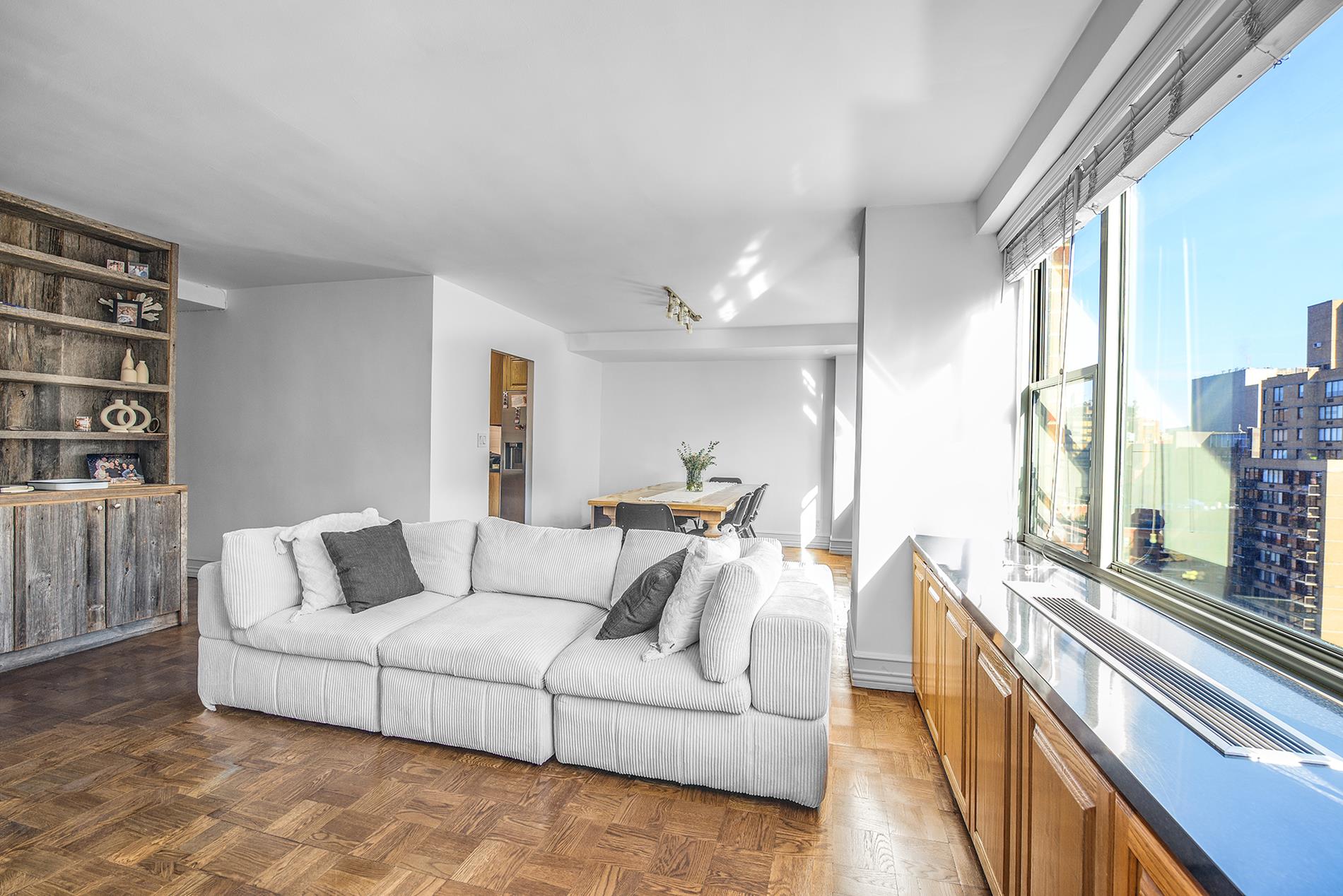 340 East 64th Street 17-M Upper East Side New York NY 10065