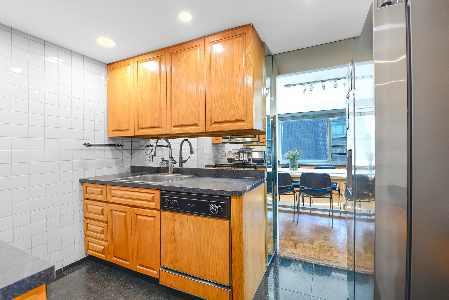 340 East 64th Street 17-M Upper East Side New York NY 10065