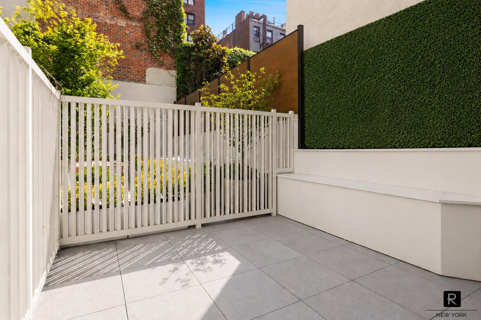 250 East 25th Street Gramercy Park New York NY 10010