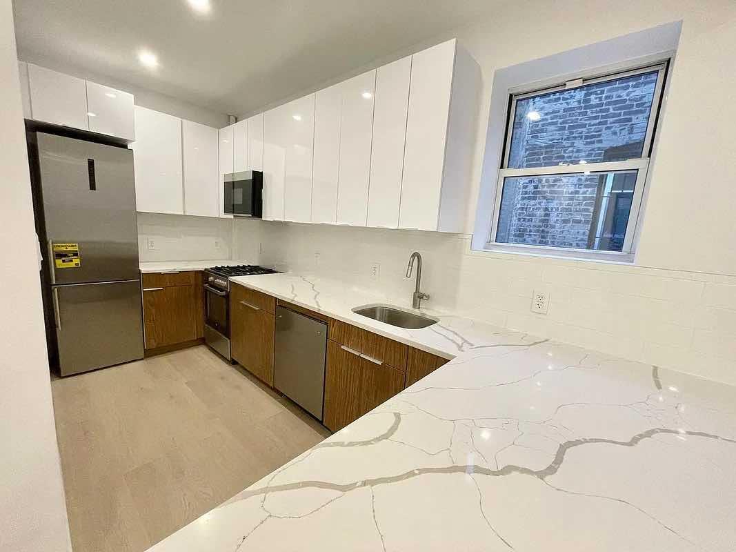329 East 12th Street 21-22 E. Greenwich Village New York NY 10003