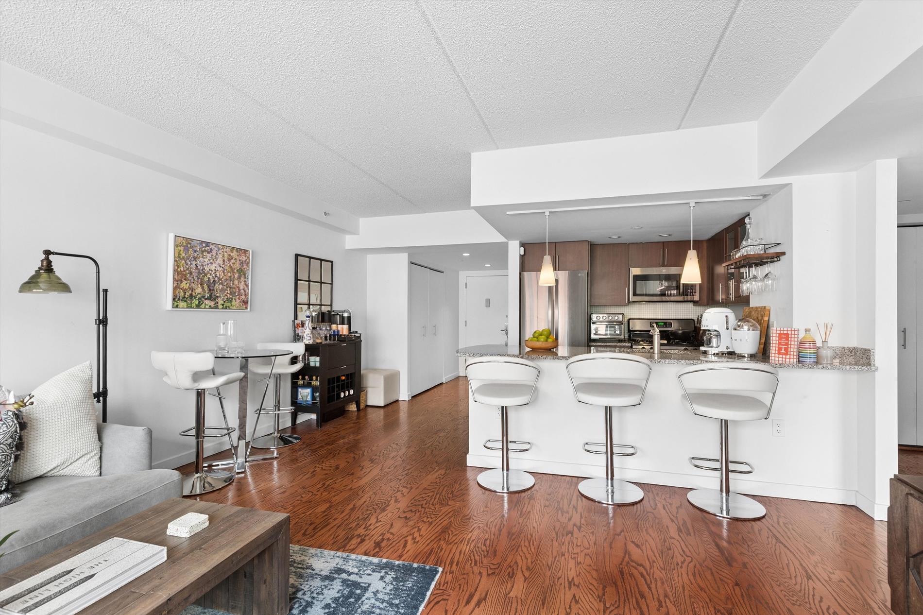 555 West 23rd Street Chelsea New York NY 10011