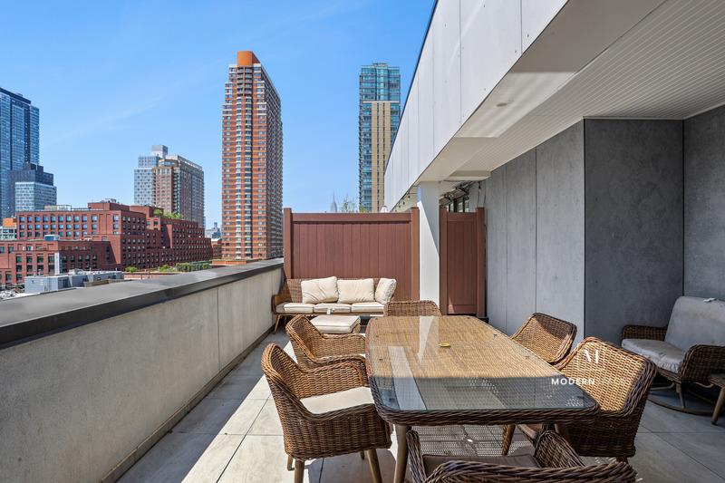 5-33 48th Avenue 3-C Long Island City Queens NY 11101