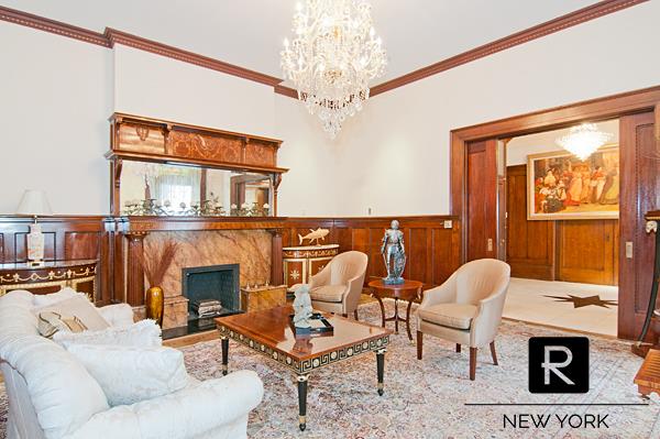 21 East 84th Street Carnegie Hill New York NY 10028