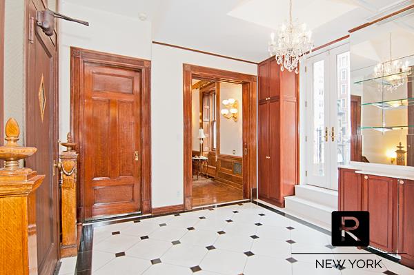 21 East 84th Street Carnegie Hill New York NY 10028