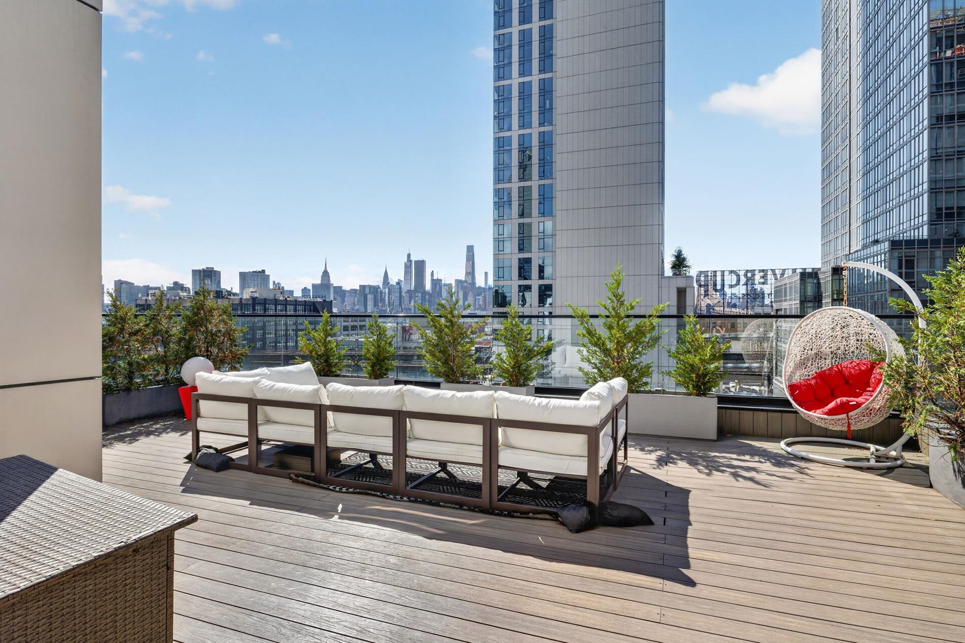 24-12 42nd Road PH-8A Long Island City Queens NY 11101