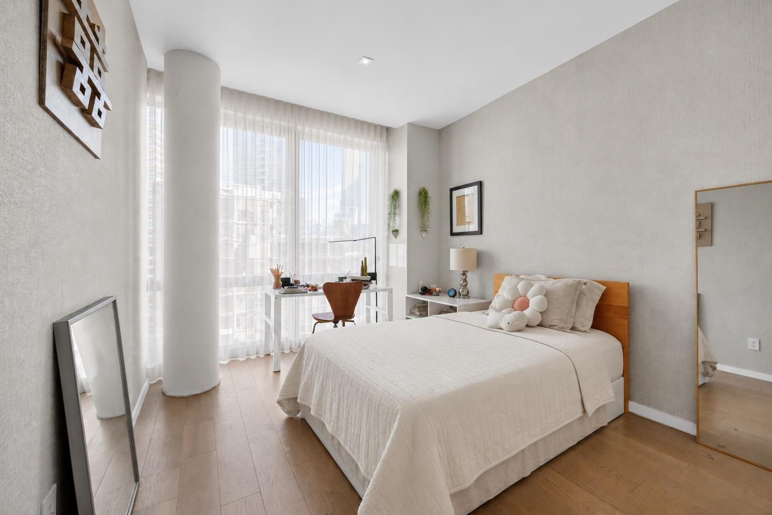 24-12 42nd Road PH-8A Long Island City Queens NY 11101