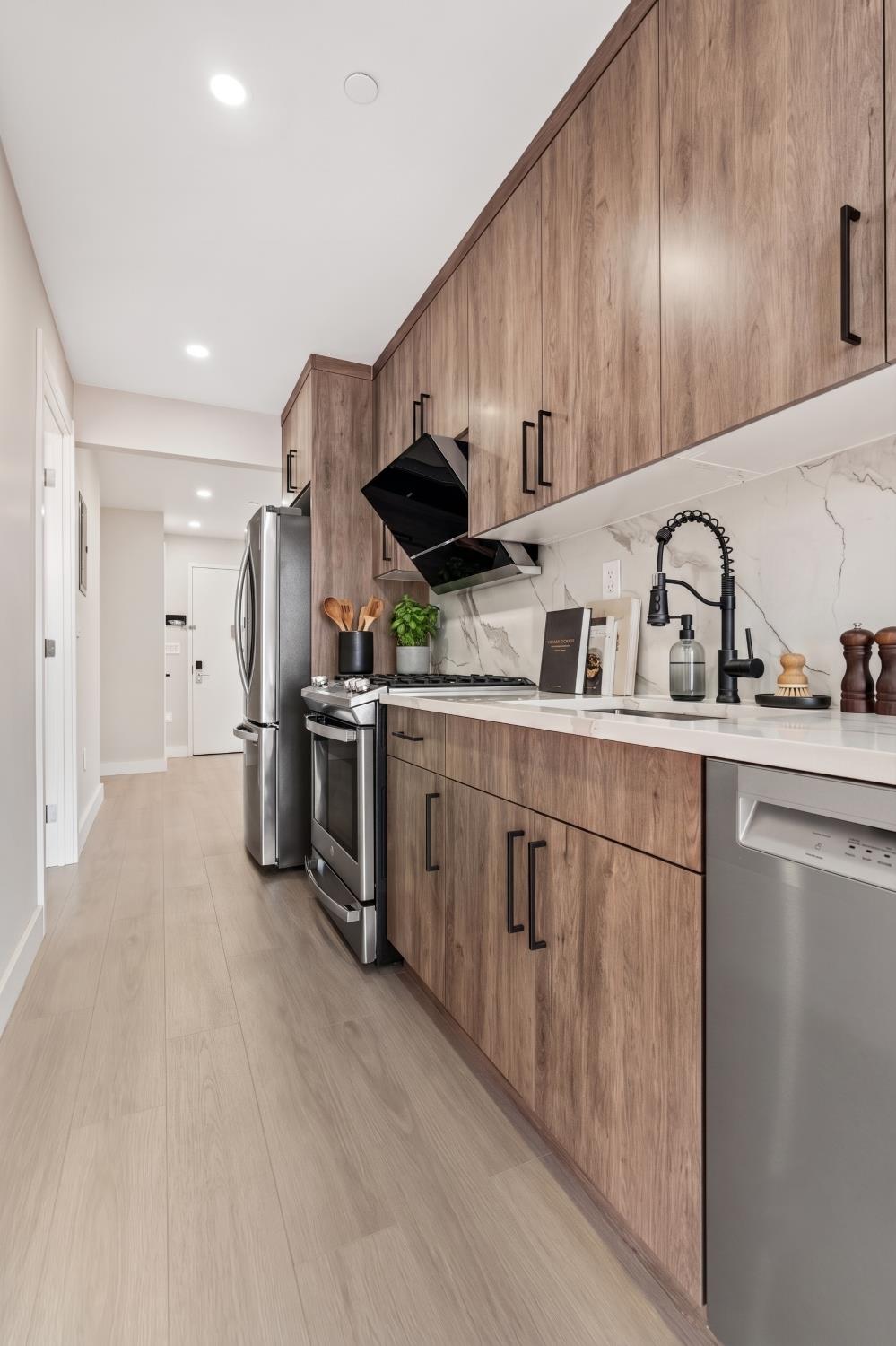 1546 Broadway 4A Bushwick Brooklyn NY 11221