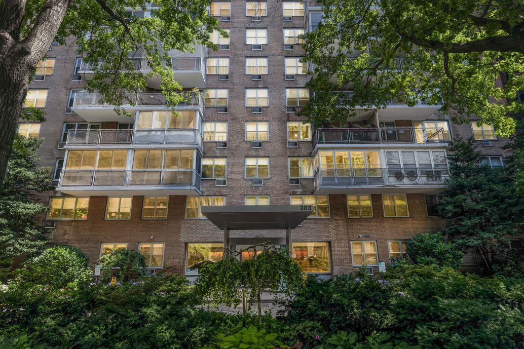 303 West 66th Street 9DE Lincoln Square New York NY 10023