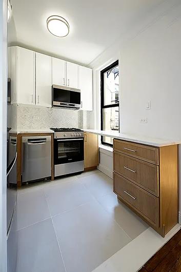 319 West 18th Street 5-K Chelsea New York NY 10011