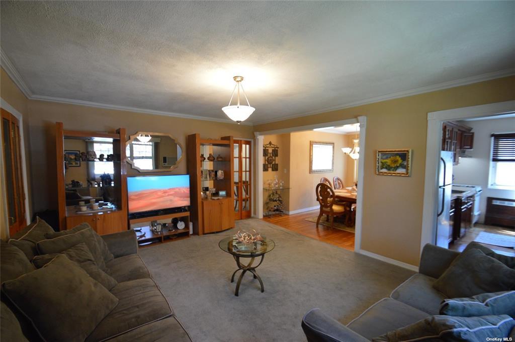251-34 61st Avenue 1 Little Neck Queens NY 11362