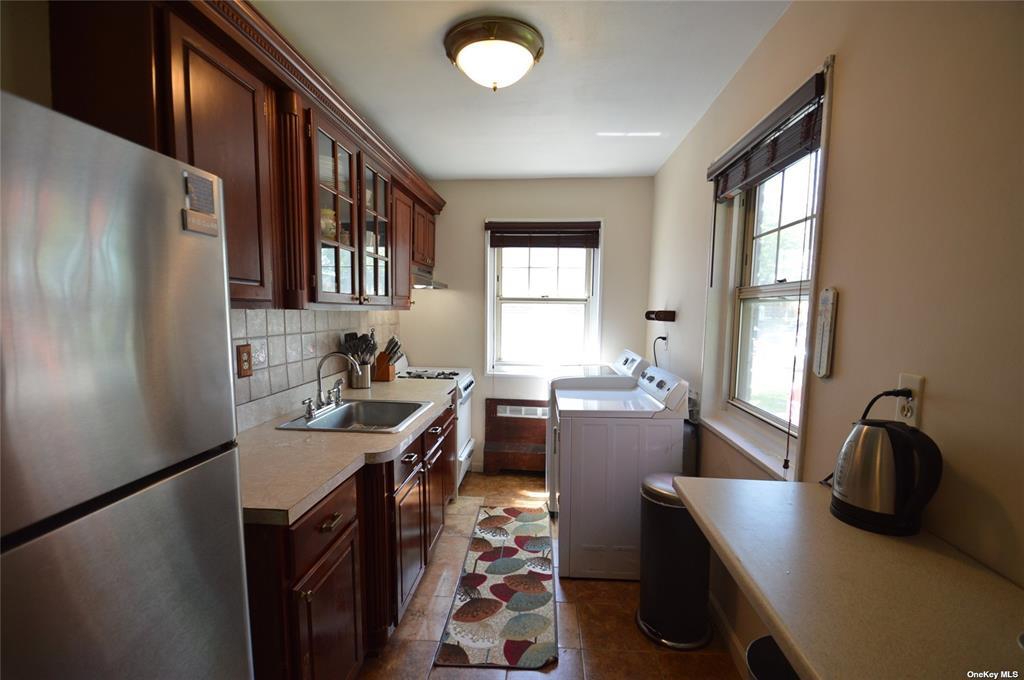 251-34 61st Avenue 1 Little Neck Queens NY 11362