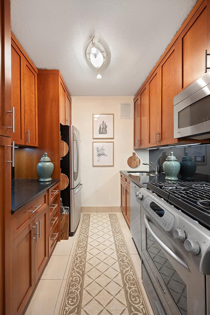 250 East 87th Street Upper East Side New York NY 10128