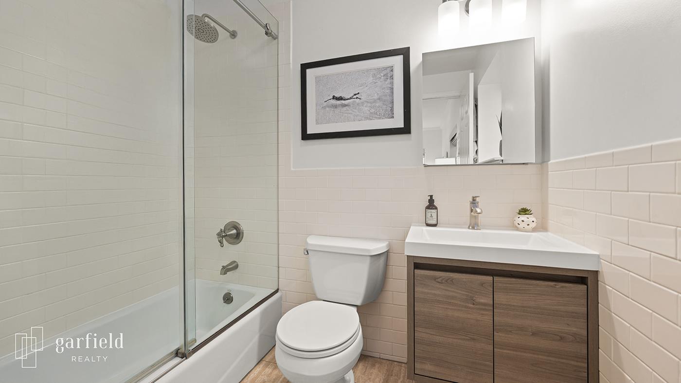 346 East 7th Street Kensington Brooklyn NY 11218