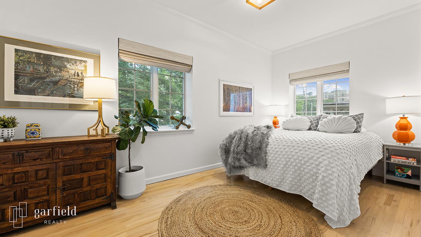 346 East 7th Street Kensington Brooklyn NY 11218