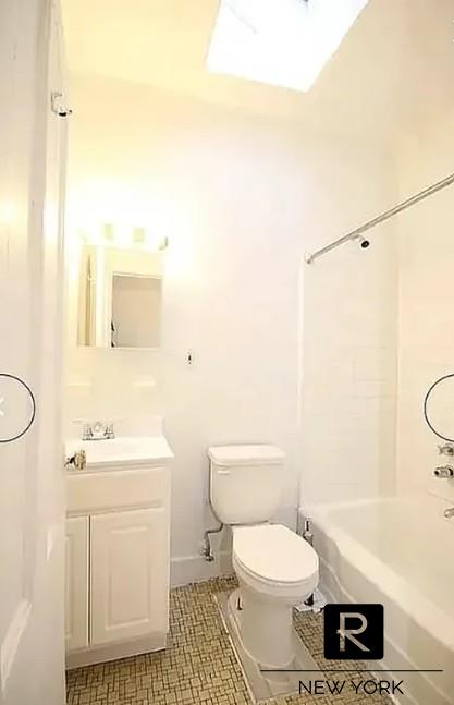313 West 55th Street Clinton New York NY 10019