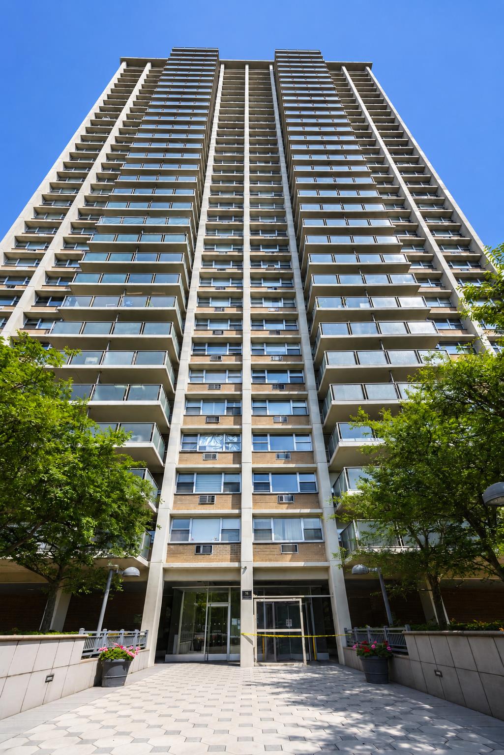 75 Henry Street 1E Brooklyn Heights Brooklyn NY 11201