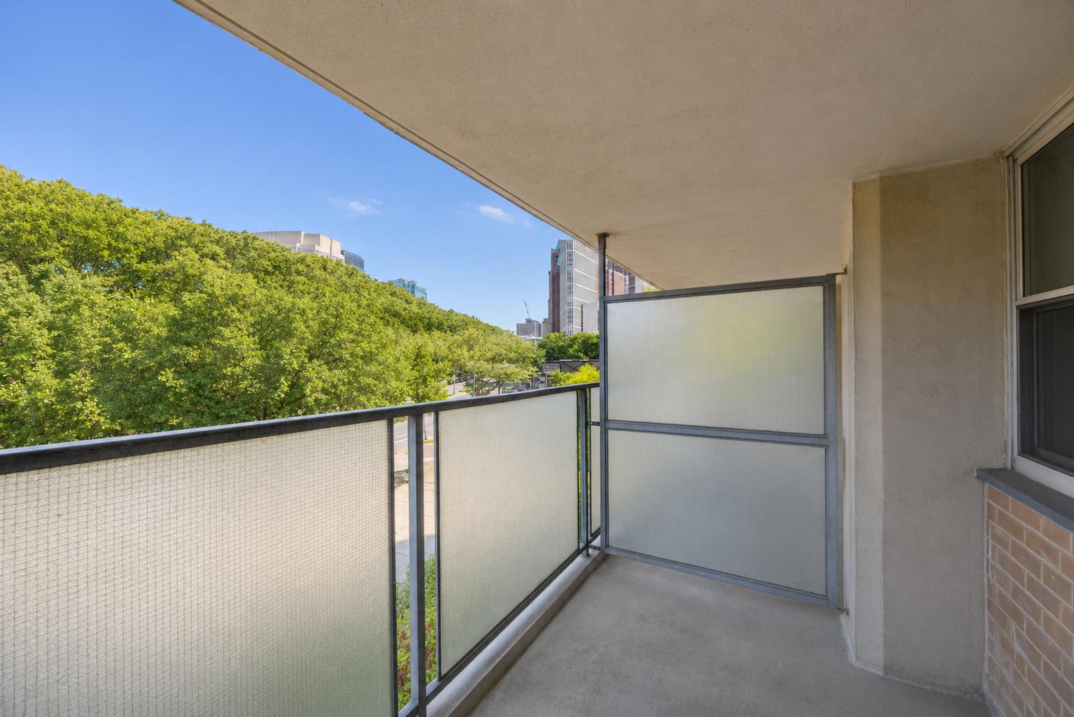 75 Henry Street 1E Brooklyn Heights Brooklyn NY 11201