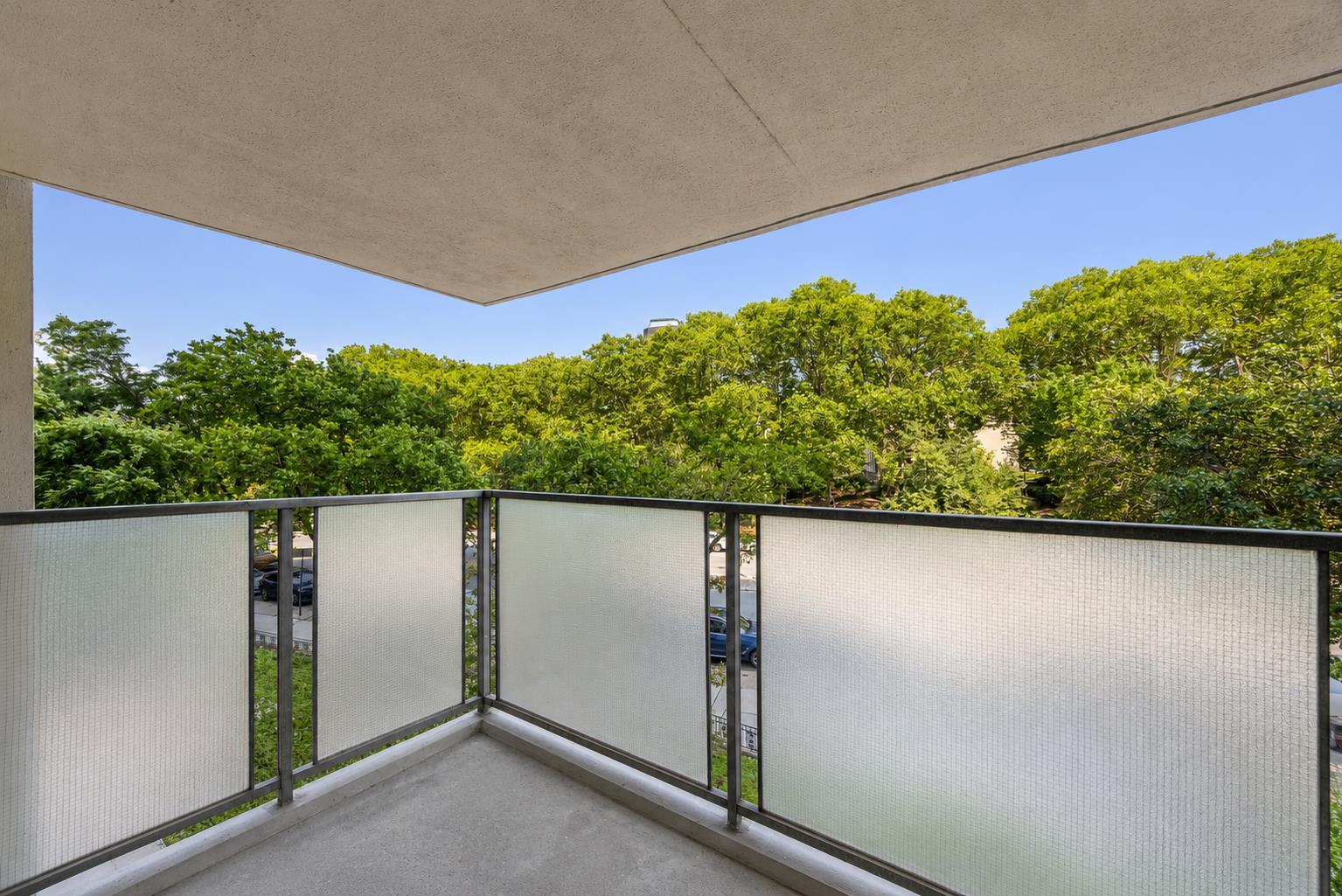 75 Henry Street 1E Brooklyn Heights Brooklyn NY 11201