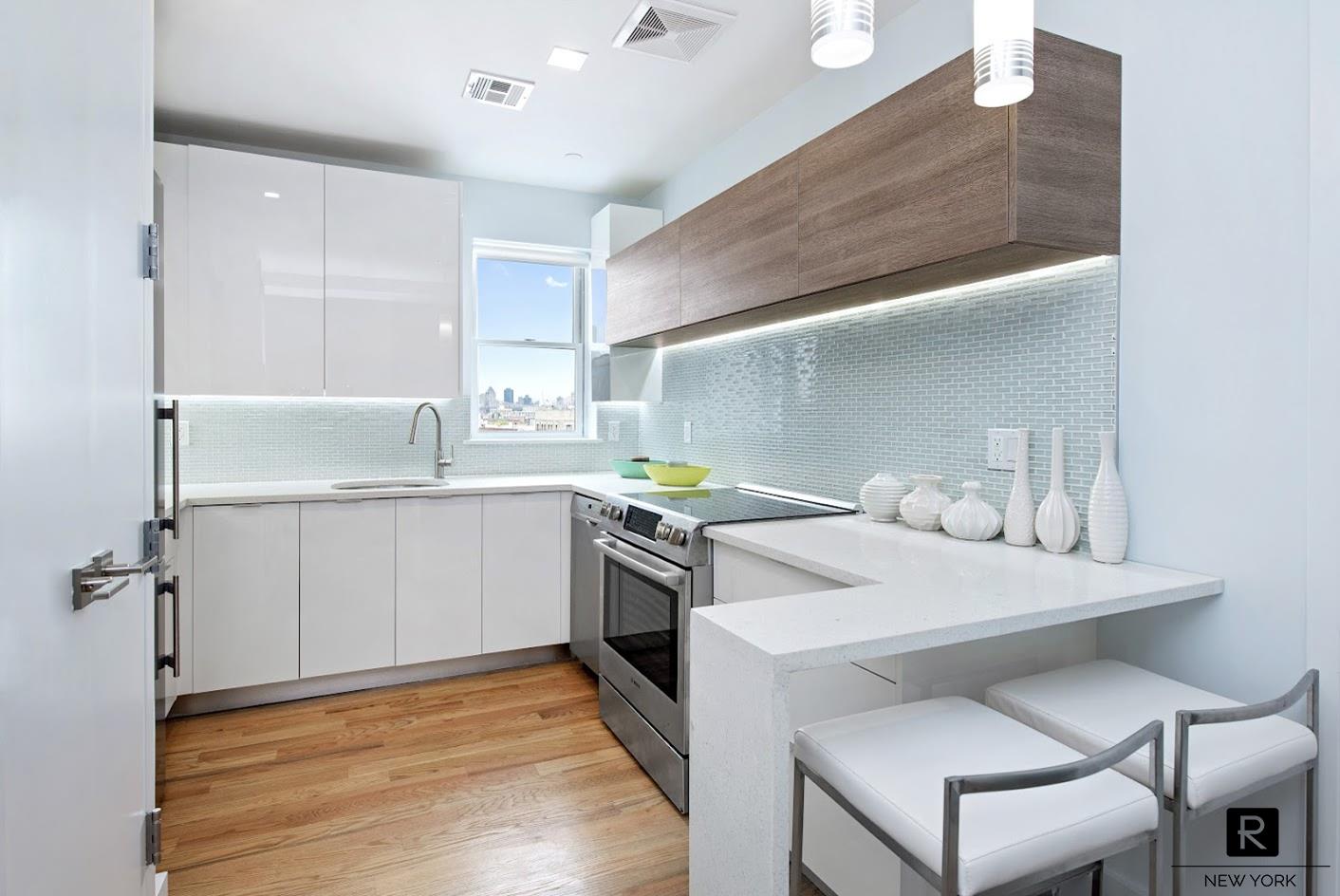 1059 Manhattan Avenue Greenpoint Brooklyn NY 11222