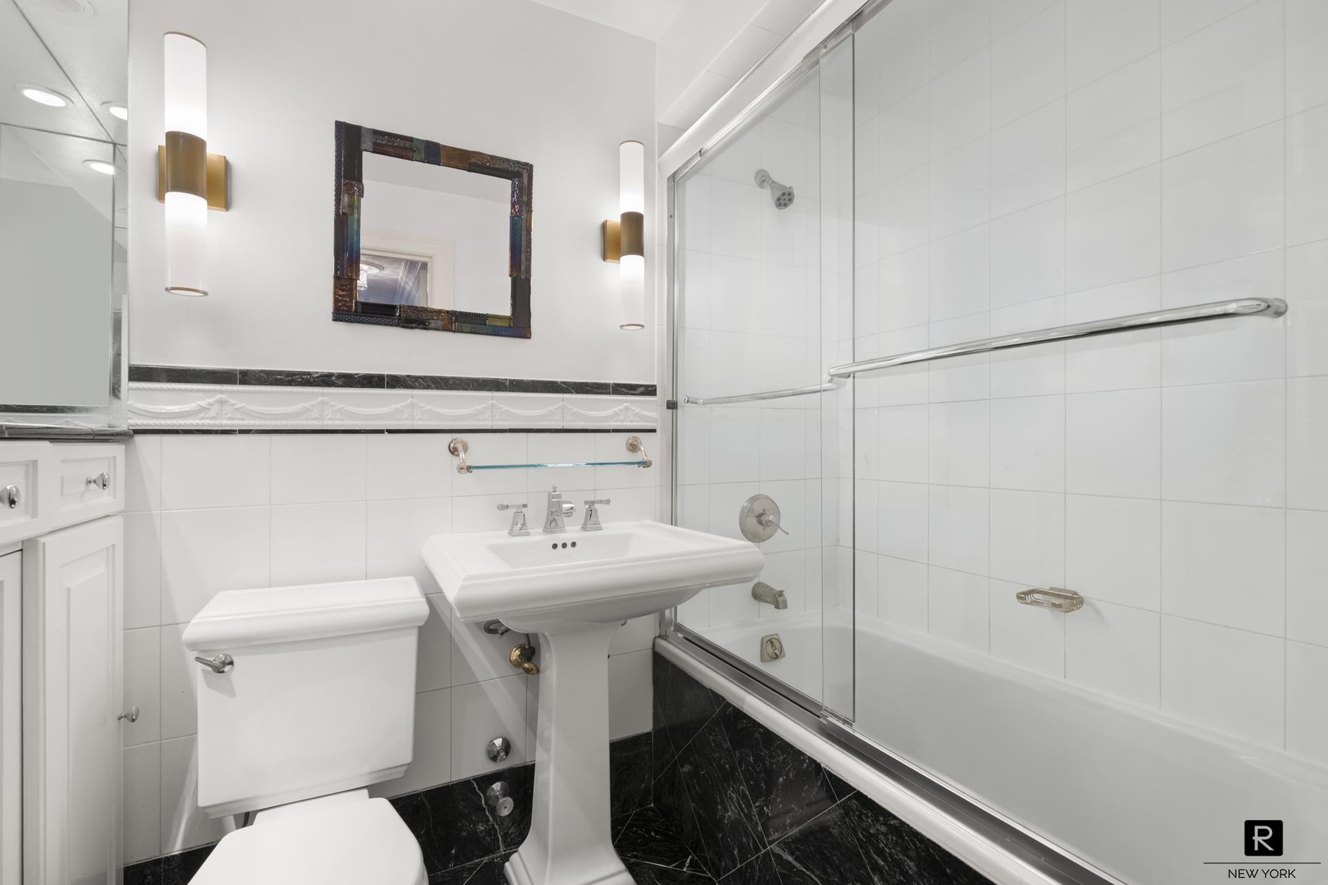 196 East 75th Street Upper East Side New York NY 10021