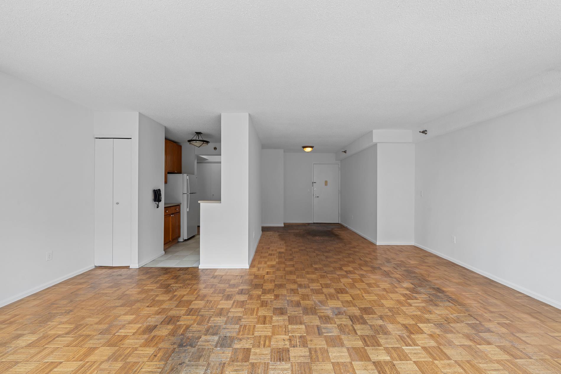 4-74 48th Avenue 9-N Long Island City Queens NY 11109