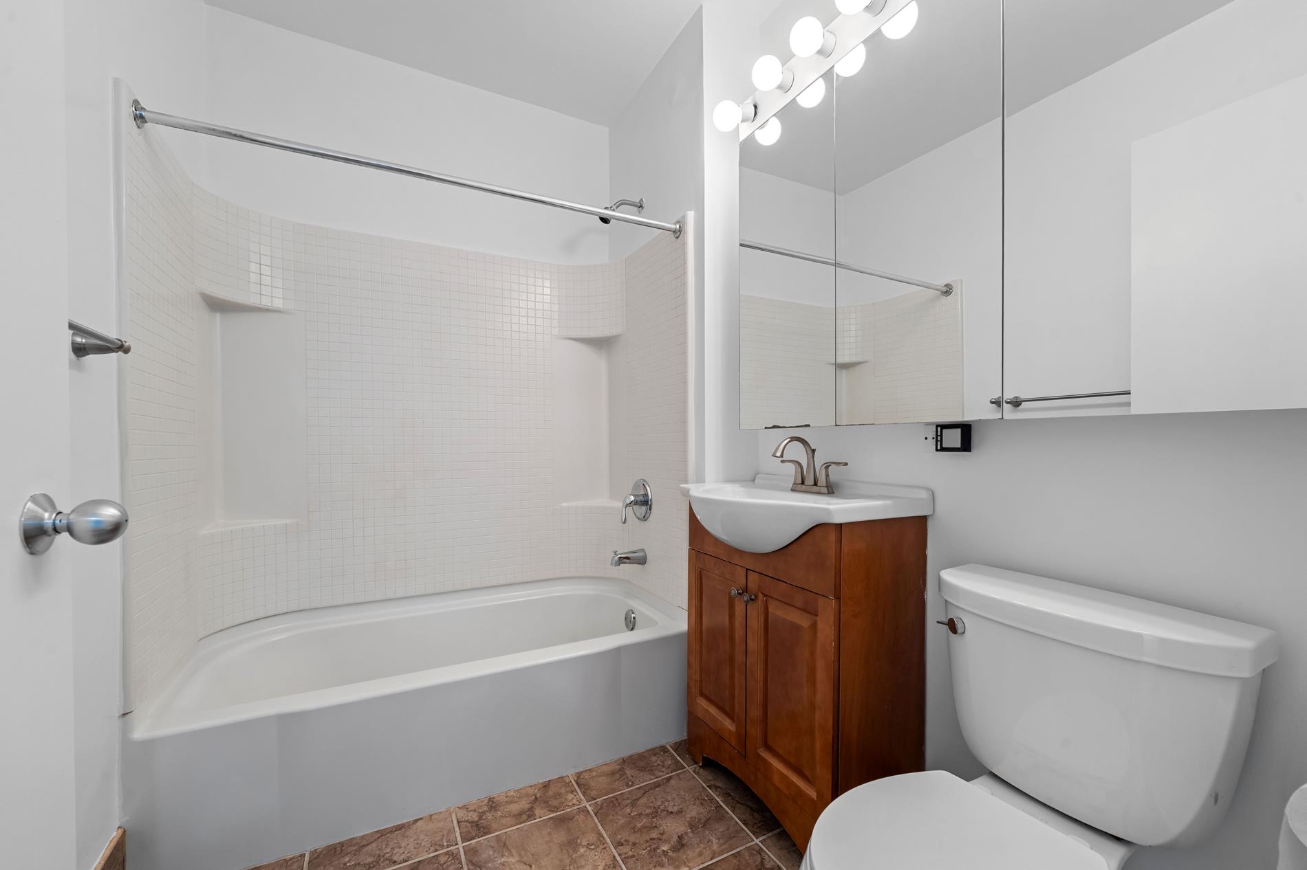 4-74 48th Avenue 9-N Long Island City Queens NY 11109