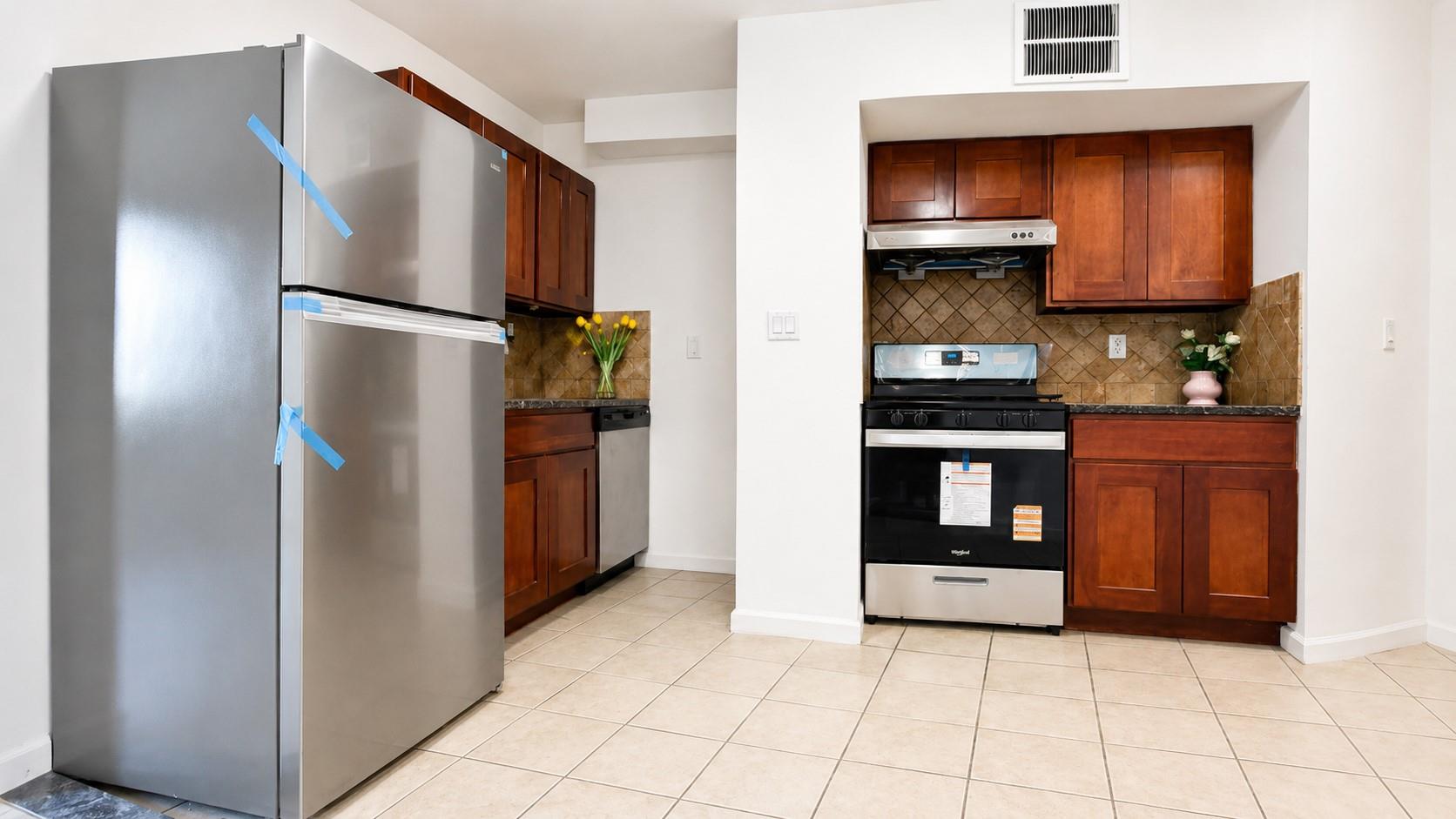 76-17 46th Avenue 4A Elmhurst Queens NY 11373