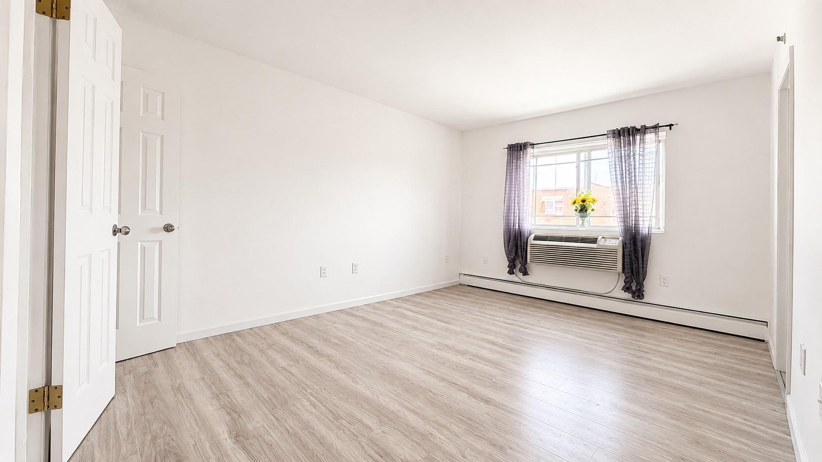 76-17 46th Avenue 4A Elmhurst Queens NY 11373
