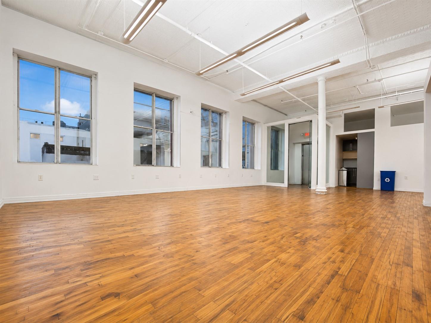 424 Broadway 3-F Soho New York NY 10013