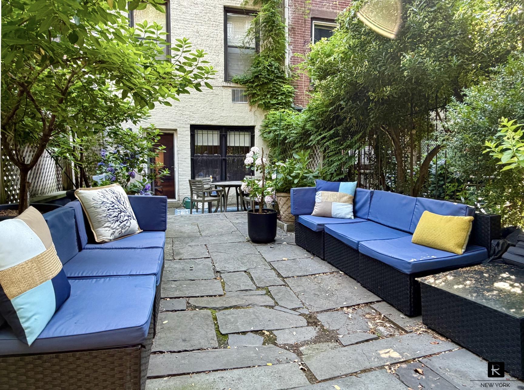 487 West 22nd Street Chelsea New York NY 10011