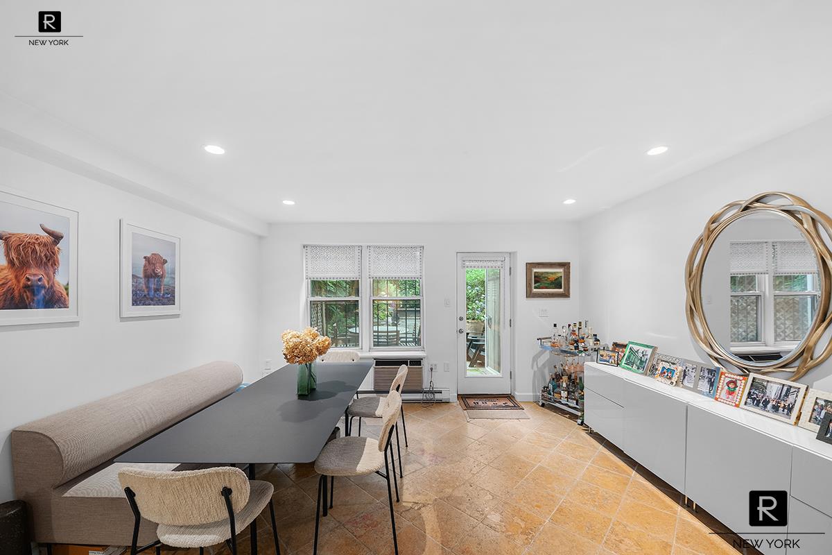 487 West 22nd Street Chelsea New York NY 10011