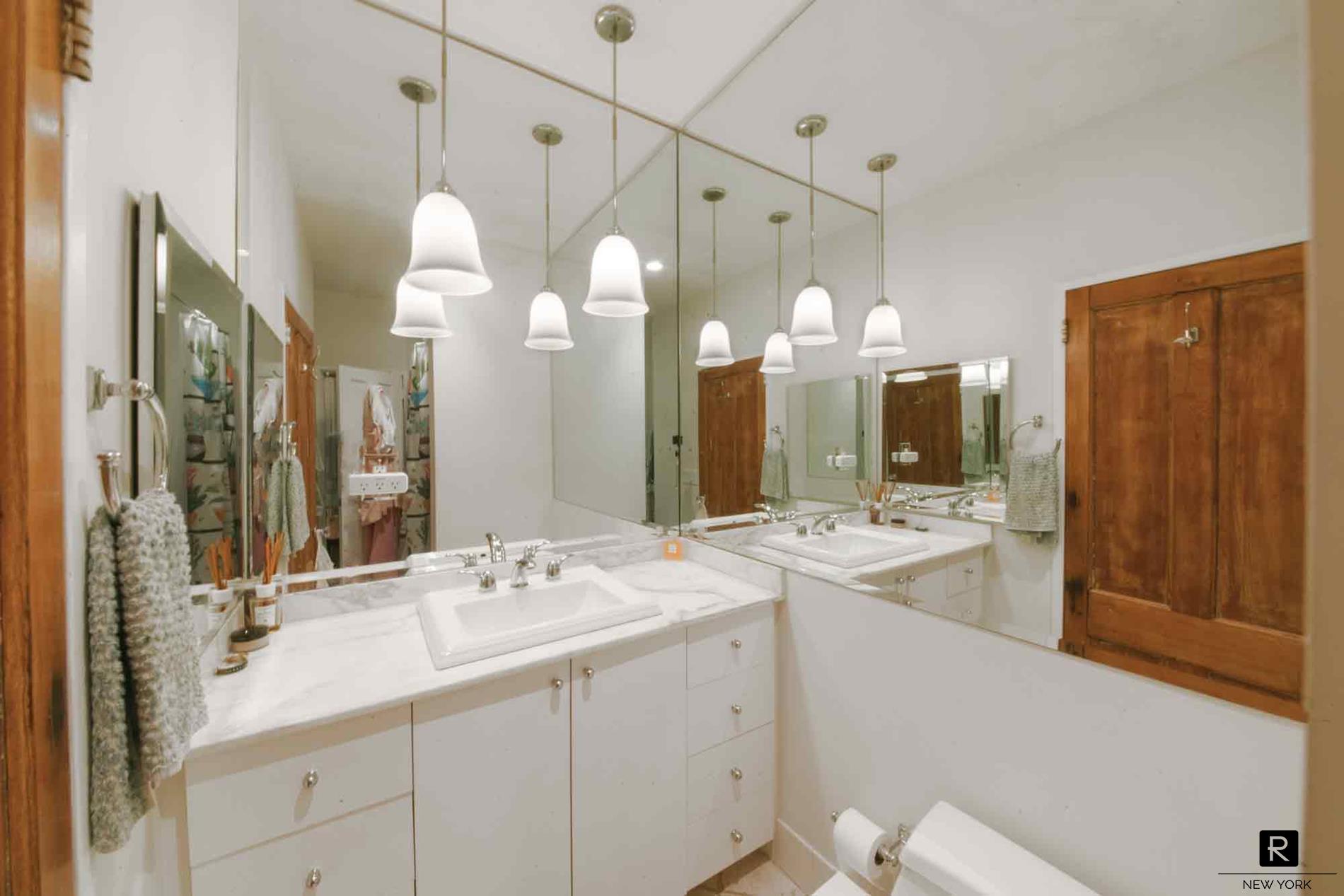487 West 22nd Street Chelsea New York NY 10011