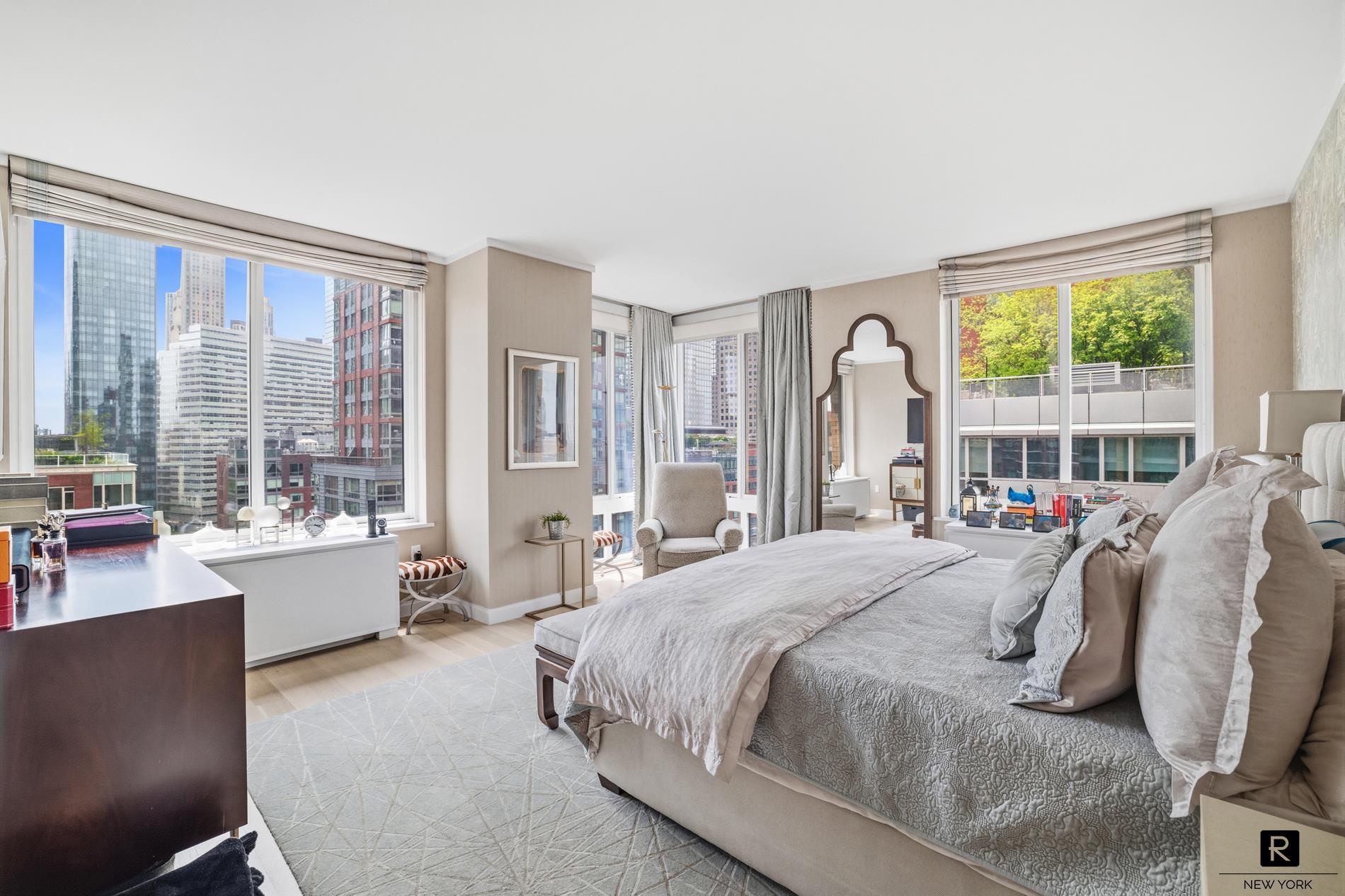 212 Warren Street Battery Park City New York NY 10282