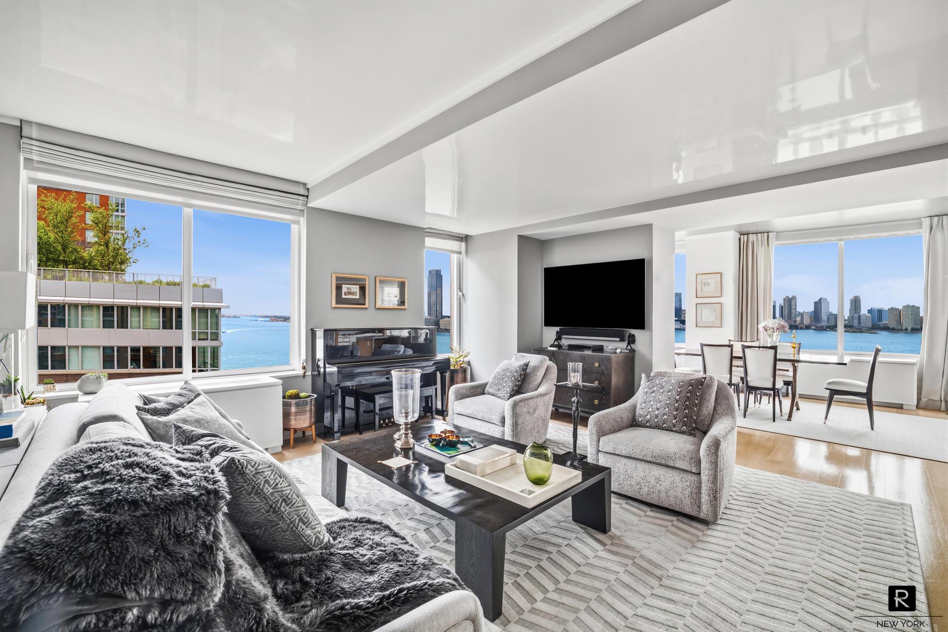 212 Warren Street Battery Park City New York NY 10282