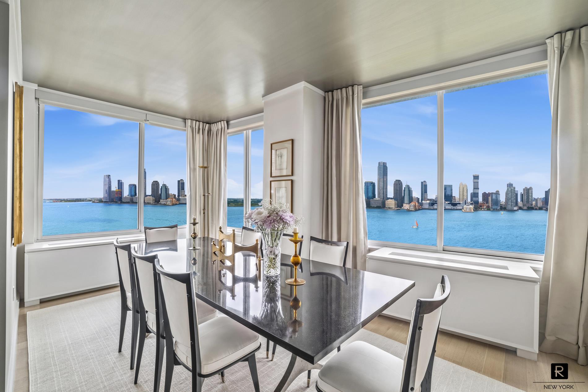 212 Warren Street Battery Park City New York NY 10282