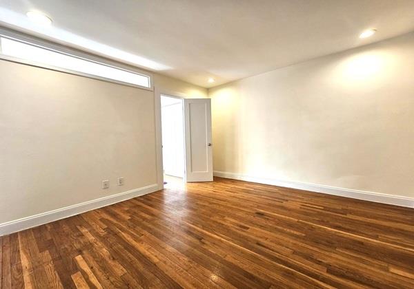 90-10 34th Avenue 4-M Jackson Heights Queens NY 11372