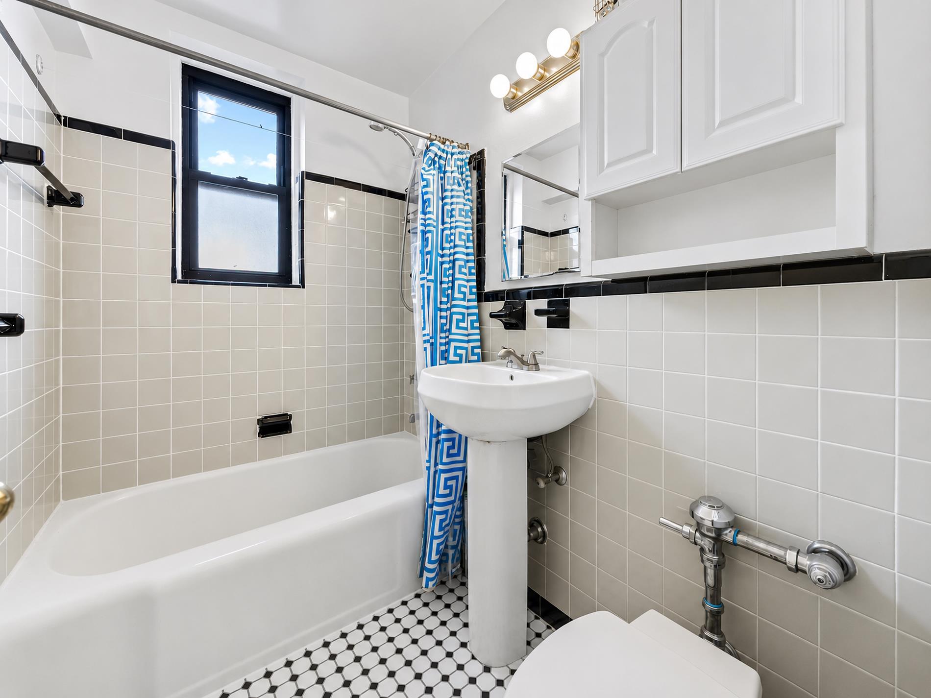 302 96th Street 4-G Fort Hamilton Brooklyn NY 11209