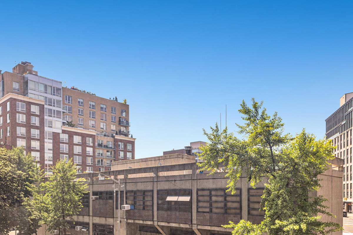 258 Saint Nicholas Avenue 2-CD West Harlem New York NY 10027