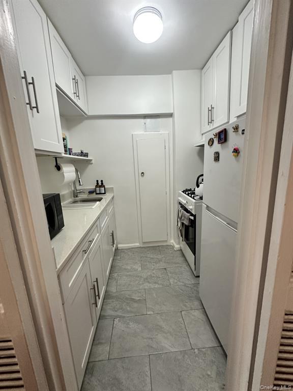 50-15 39th Street 5-C Sunnyside Queens NY 11104