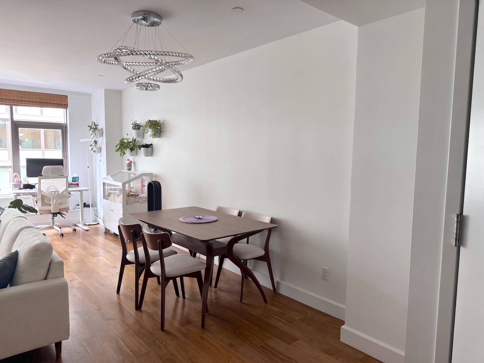 2-17 51st Avenue 518 Long Island City Queens NY 11101